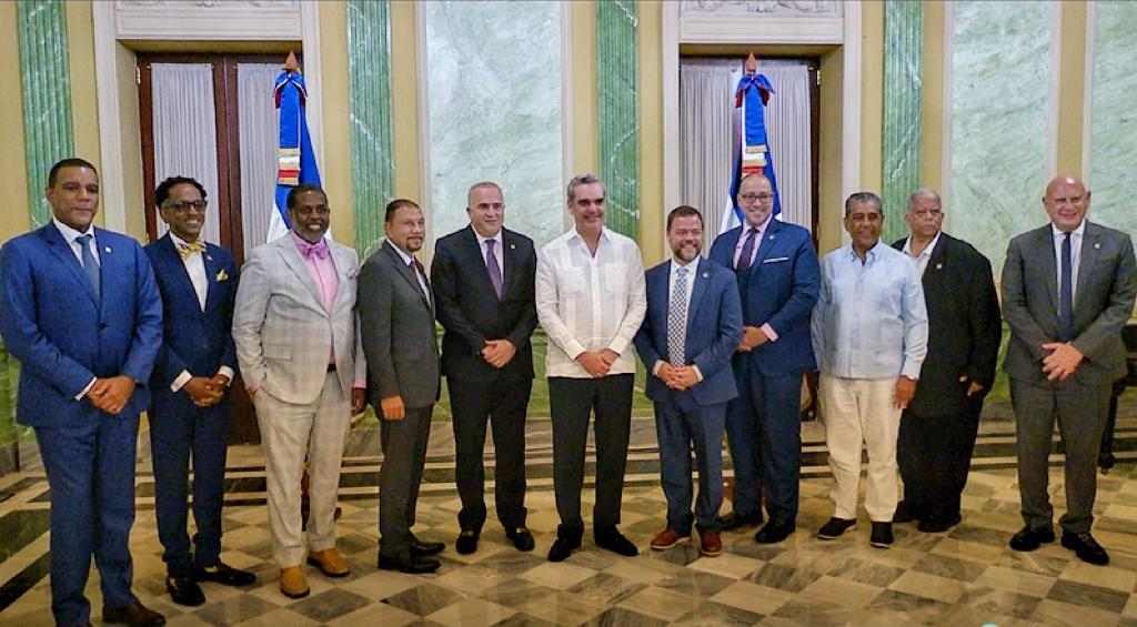 Presidente Luis Abinader recibió delegación de Senadores del Estado de NY