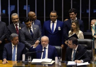 Las lapidarias frases de Lula contra Bolsonaro en su discurso de asunción como presidente de Brasil